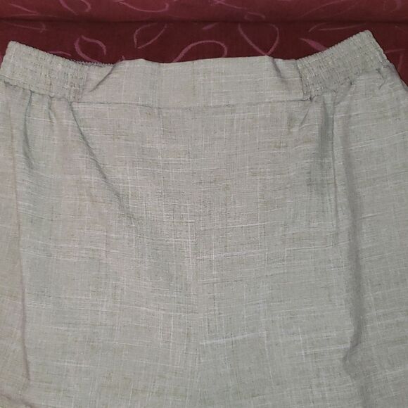 Bend Over Green Polyester Pants - Picture 5 of 8